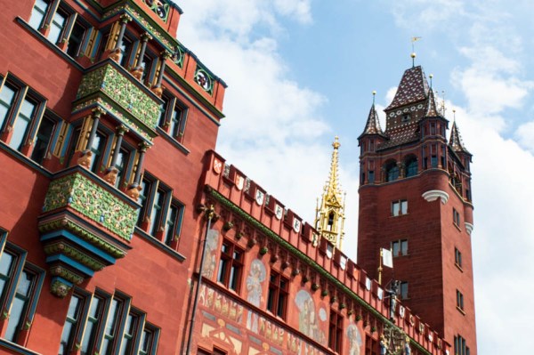 Buntes Basler Rathaus