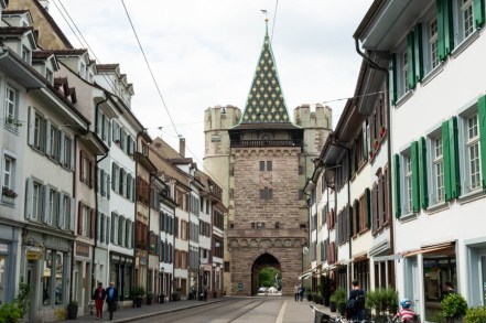 Um das Spalentor in Basel