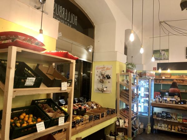 Verkaufsraum bei Hollerbusch Naturkost